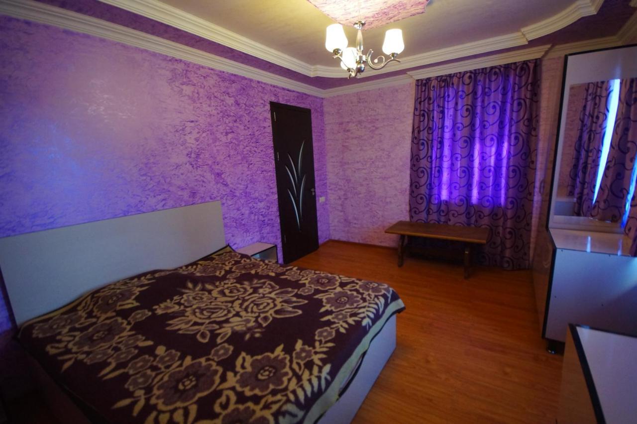 Hotel Oasis Gasamania Batumi Esterno foto